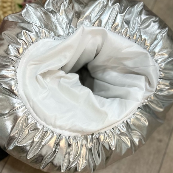 Official Hershey Toddler Halloween Costume Hershey's Kisses chocolate costume - Picture 8 of 16